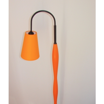 Lampa Postmodern do salonu.